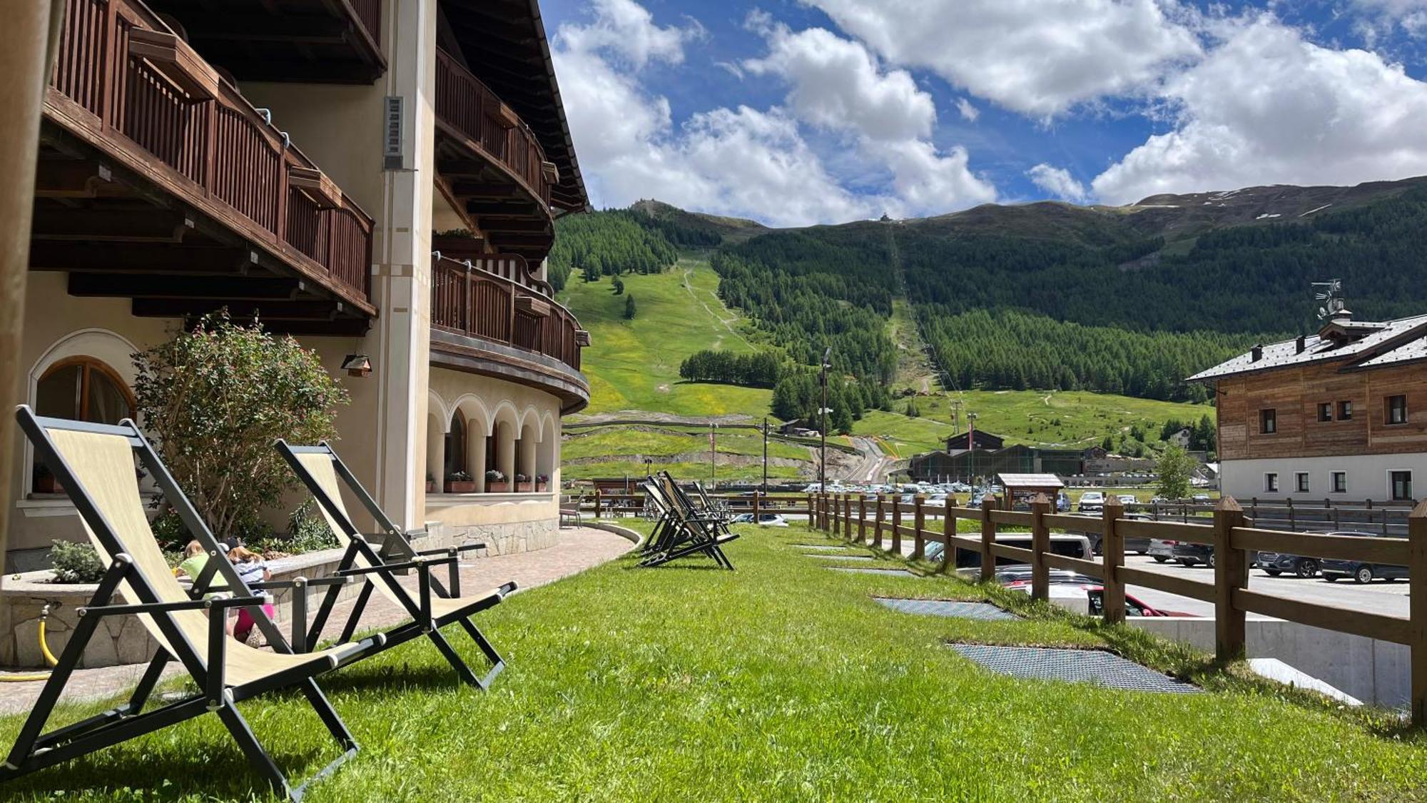 Hotel Flora Livigno Buitenkant foto